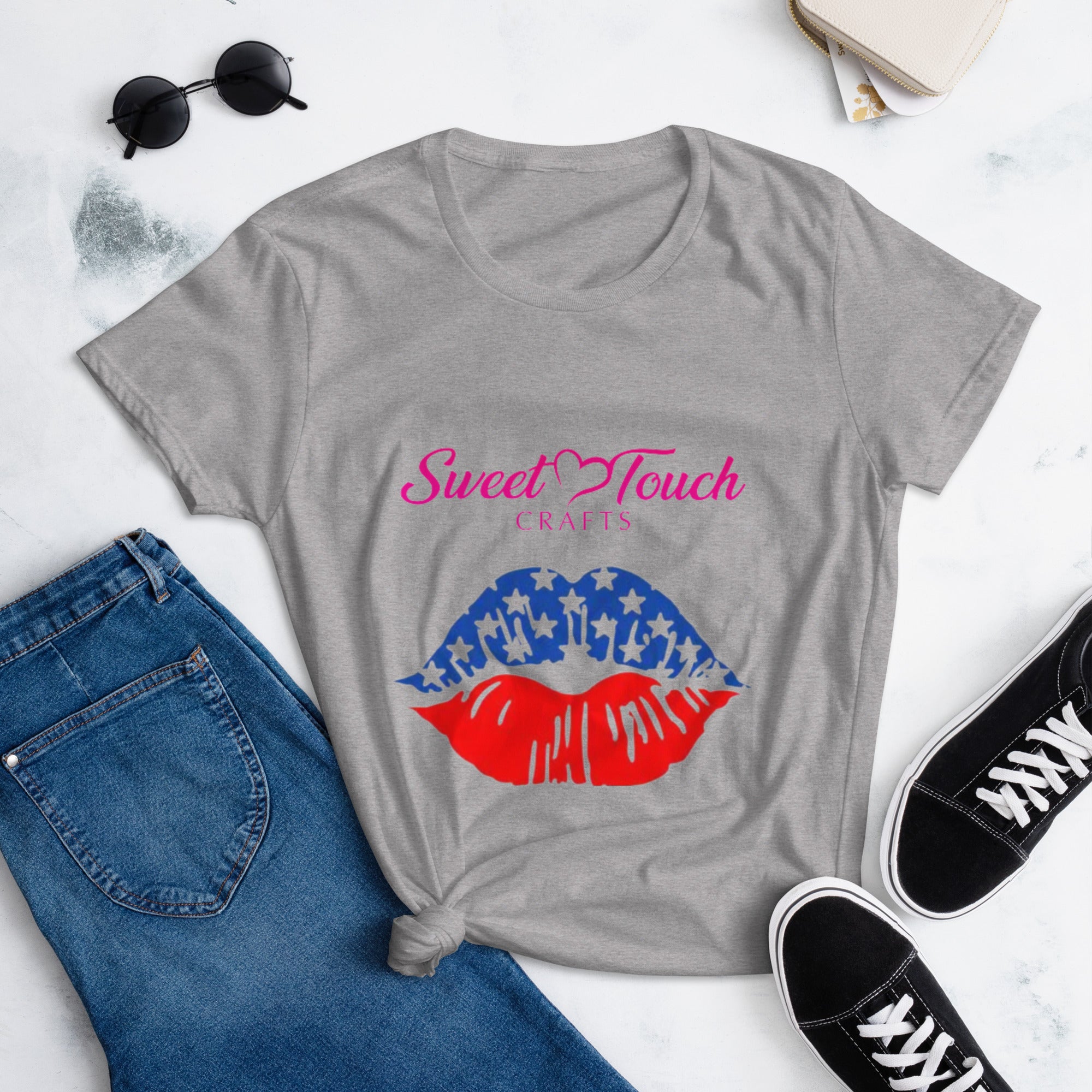 TShirt-Kiss Women's Short Sleeve-American Design