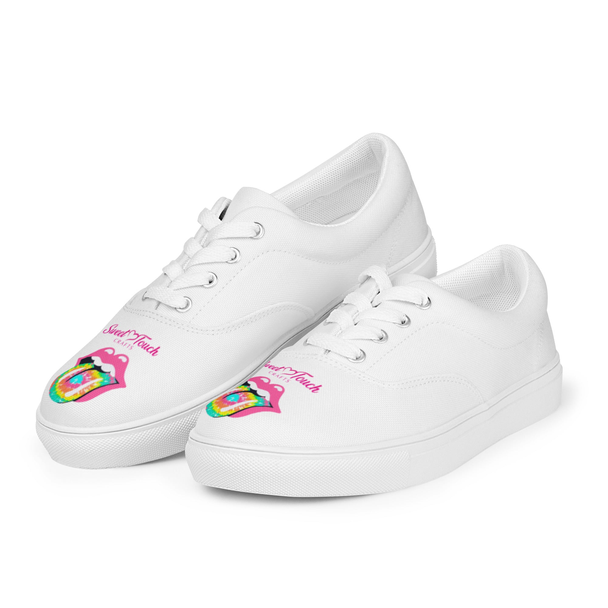 Women’s lace-up canvas shoes